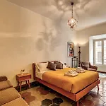 Trastevere San Cosimato Vintage شقة روما